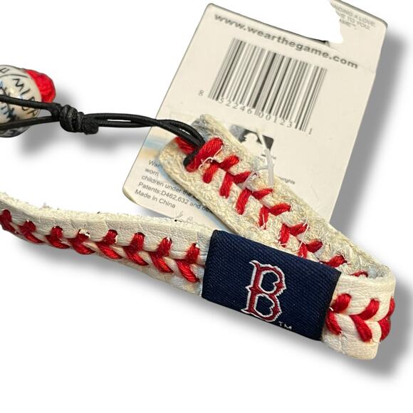 Boston Red Sox Baseball Seam Bracelet Gamewear Red Stitching Wear the Game MLB - Picture 10 of 14